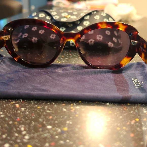 J Crew torty sunglasses - NWOT - Picture 3 of 3